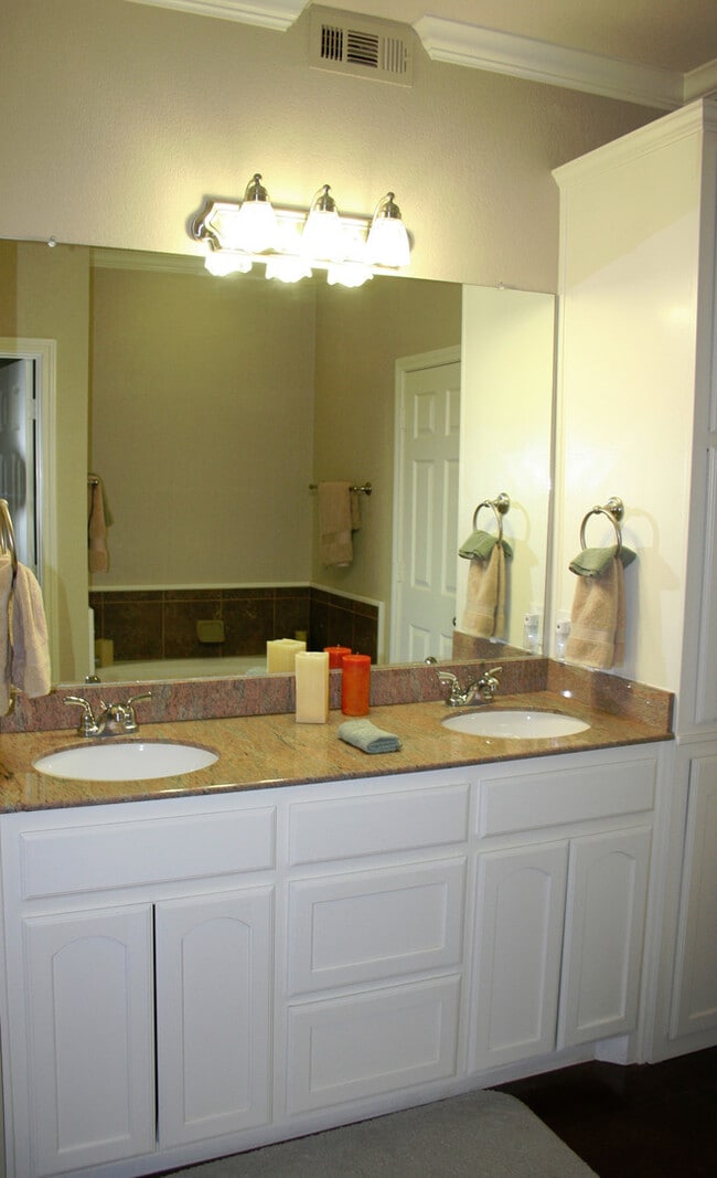 Photo - Salem Way Luxury Townhomes