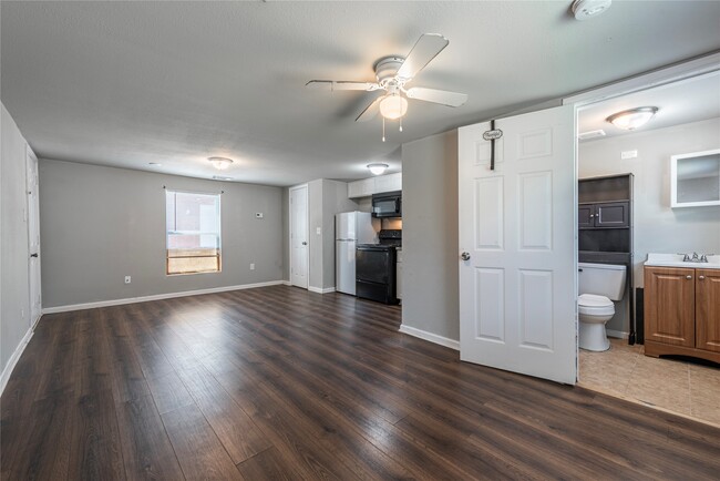 Photo - 2801 Virginia St Unit D