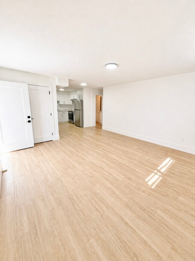 Photo - 213 Finnigan St