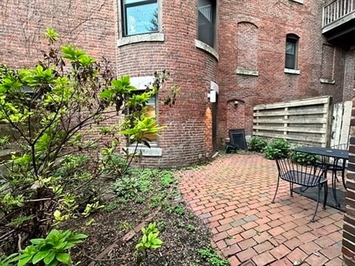 Photo - 103 Gainsborough St Apartments Unit 2