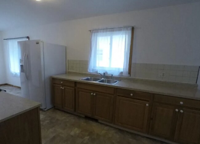 Photo - 3526 N Newton Ave