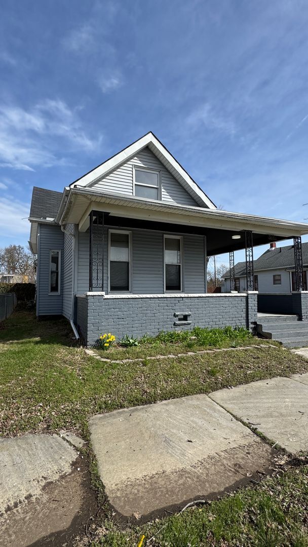 Charming 3-Bedroom Home with Convenient Lo... - Charming 3-Bedroom Home with Convenient Lo...