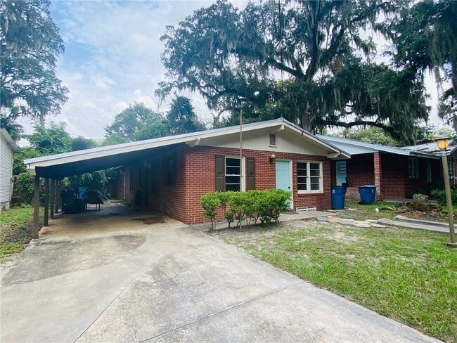 Building Photo - 718 Amherst St Rental