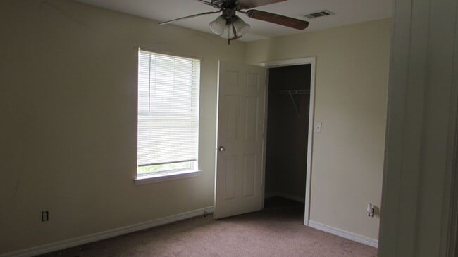 5386 Quail Creek Cir