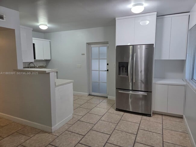 Photo - 4351 NE 18th Ave