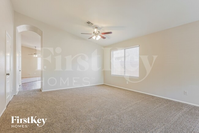 Photo - 4225 E Coal St