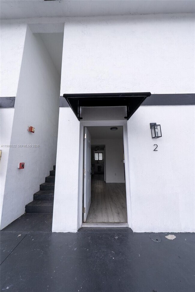 Photo - 3417 NW 22nd Ave Unit 2