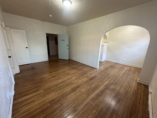 Walnut Manor