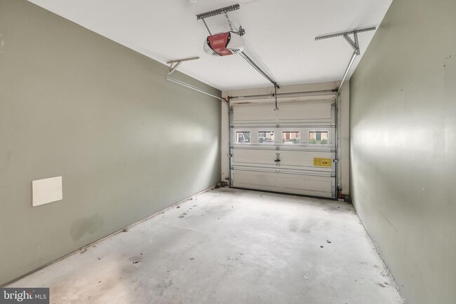 Building Photo - 6046 Ticket Way Rental