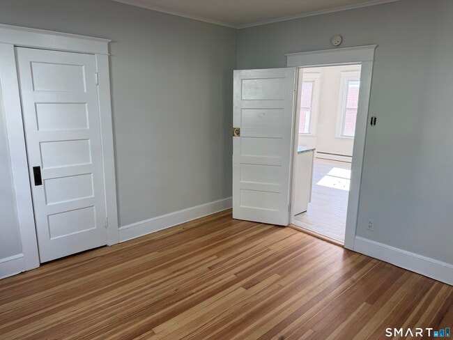 34 Beatty St Unit 2nd Floor