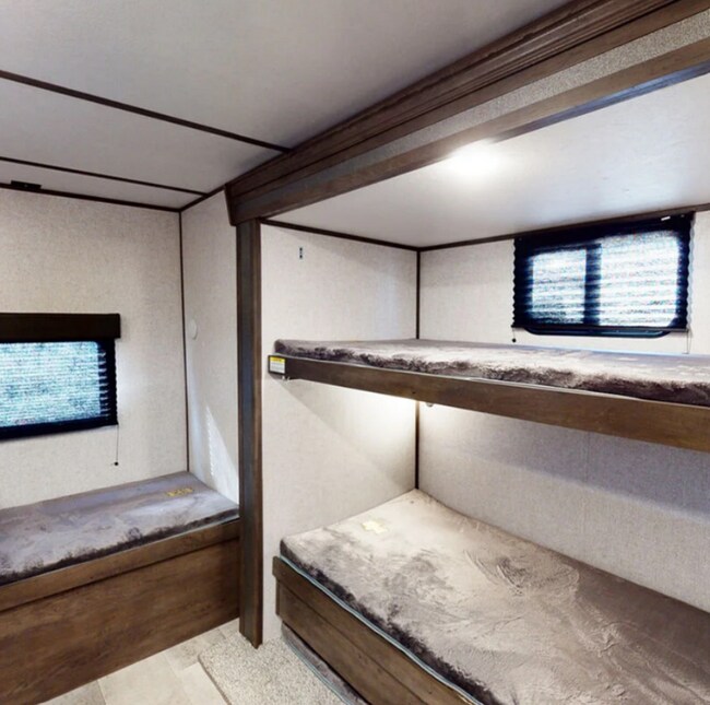 Photo - 3330 W Whitestone Blvd