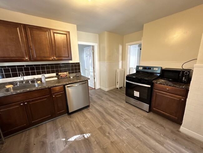 Photo - 9 Radnor Rd Apartment Unit 1