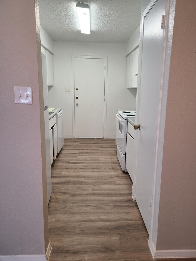 Photo - King Bordeaux Apts