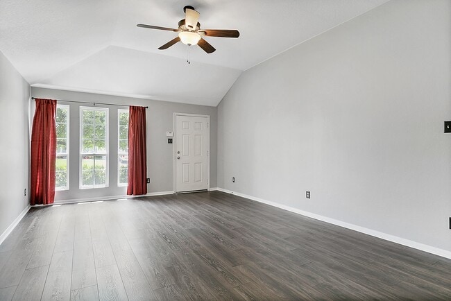 Photo - 2331 Old Ox Rd