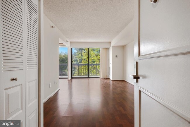 Photo - 7401 Westlake Terrace Unit 215