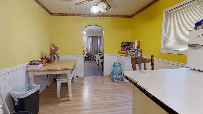 Photo - 868 W Center St