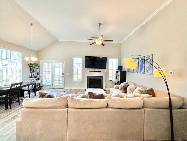 Photo - Pristine 3BR/3BA Home with Community Pool & Fenced Yard in Northeast Columbia! Available June 12th!
