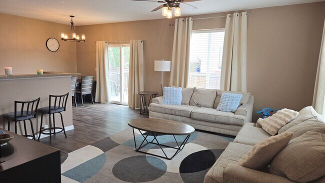 Photo - 11844 Pei Grove