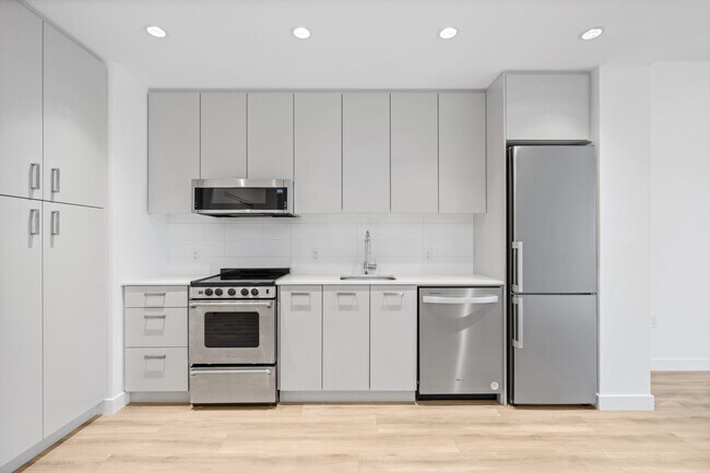 8031-8031 Williams Rd Unit 311 - D2