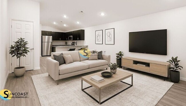 Photo - 121 Lomond Dr