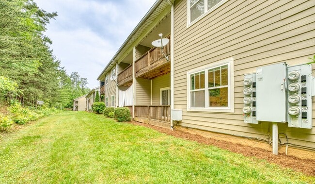 Photo - Fletcher condo, 2 bedrooms/2 Bathrooms wit...