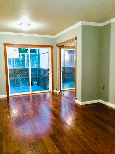 Building Photo - 168 168th Ave