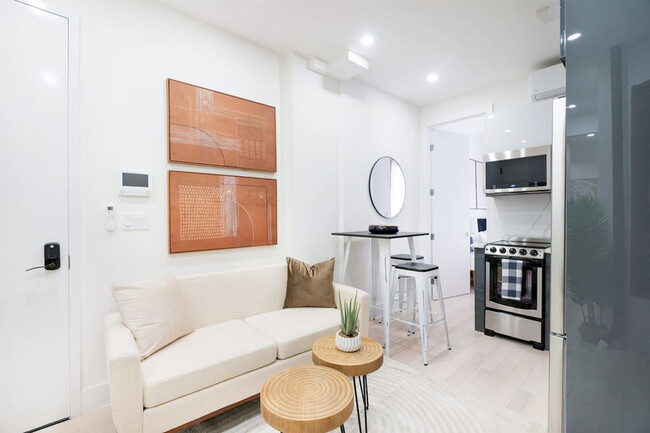 Photo - 515 W 48th St Apartamento Unidad ID1022015P