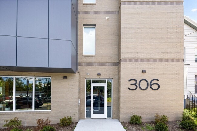 Photo - 306 Bergen Ave Unit 301