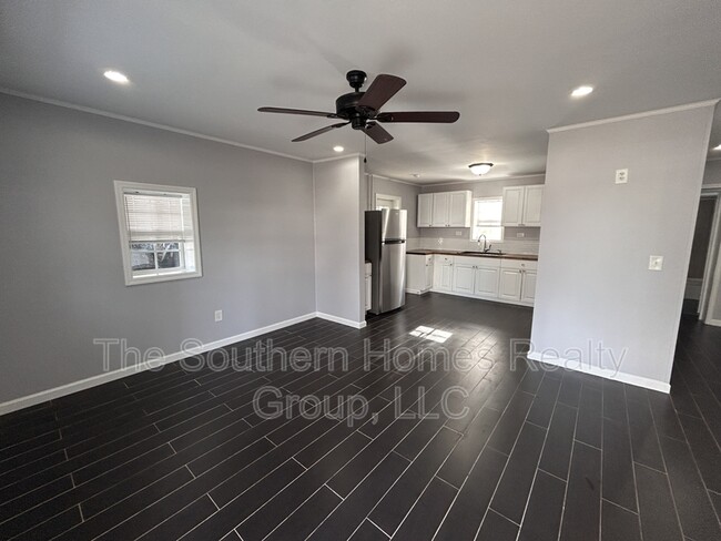 Photo - 1502 Richardson St