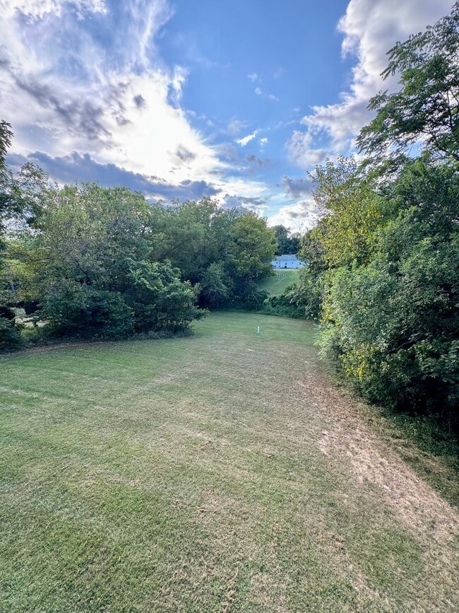 Photo - Duplex for Rent in Woodstock