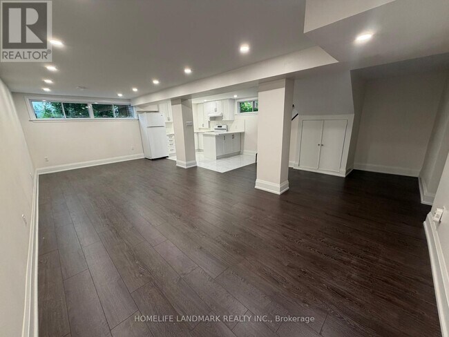 Photo - 126 Fenside Dr