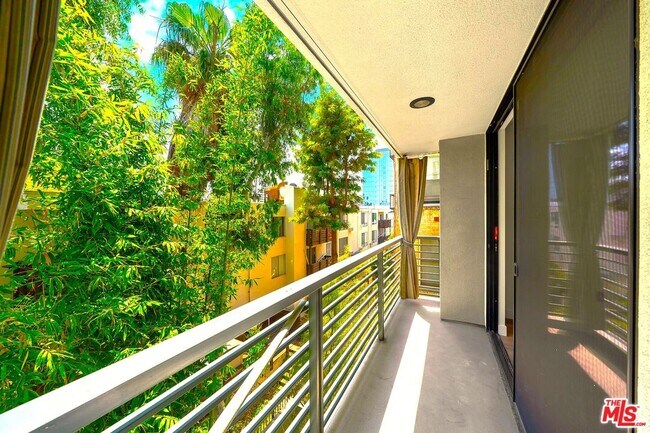 Photo - 520 S Kingsley Dr Condo Unit 306
