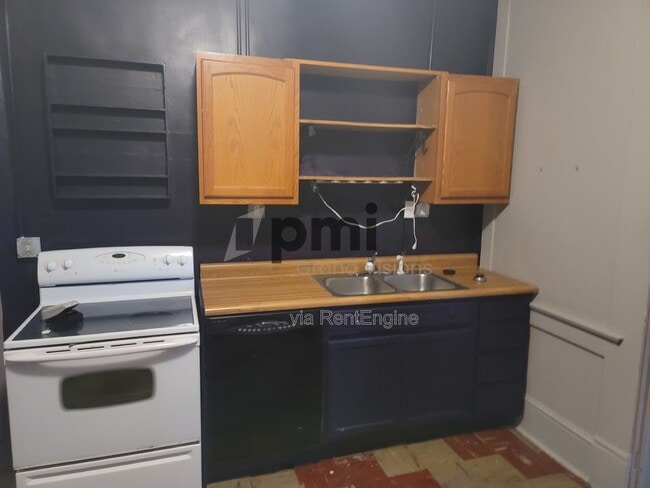 Photo - 601 Monroe Ave Unit 8