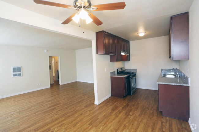 1BR, 1BA-Kitchen - Windsor Apartments