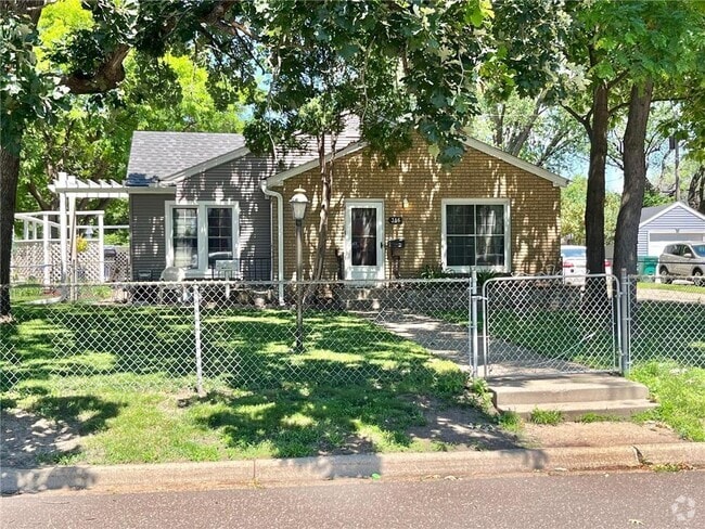 Building Photo - 316 W 64th St Rental