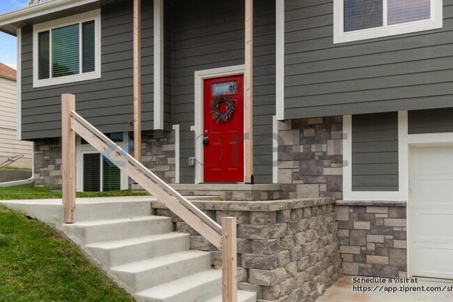 Photo - 5323 P St