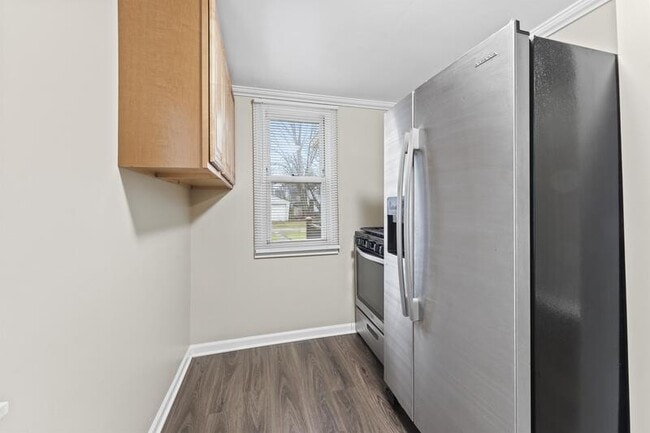 Photo - 2040 Austin Ave