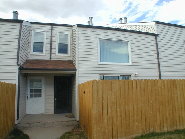 Brookfield - Brookfield Apartment Unit Brookfield 114 #3
