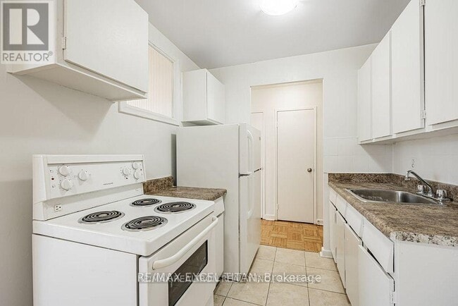 Photo - 165 Cosburn Ave. Unité 401