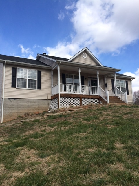 Building Photo - 77 Goldenrod Rd