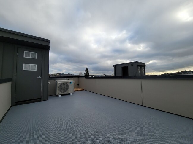 Photo - Newer Ballard Townhome with Plenty of Outdoor Space for Rent