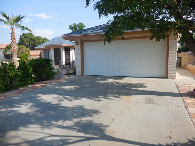 Photo - 11448 Lake Alice Dr