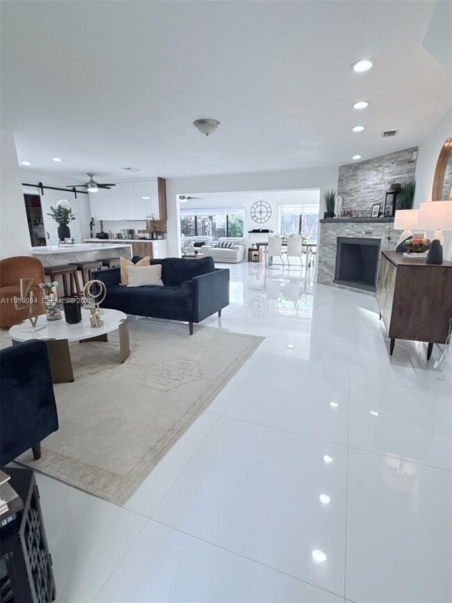 Photo - 9495 Dominican Dr