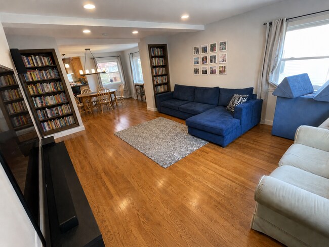 Photo - 89 Thorndike St Unit 2