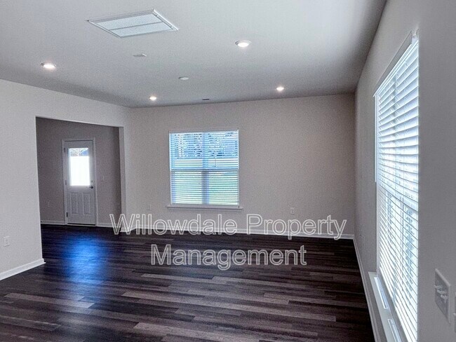 Photo - 4111 Congleton Pl