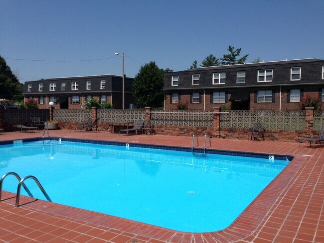 Photo - Riviera Apartments