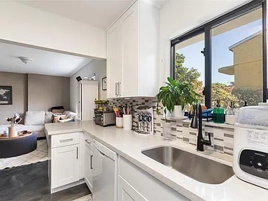 Photo - 3461 SW 24th St