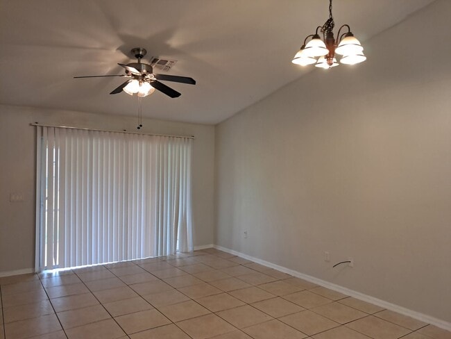 Photo - 4868 Golfview Blvd Unit 4868 Golfview Blvd