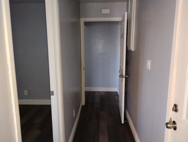 Photo - 2627 N 27th St Unidad 10