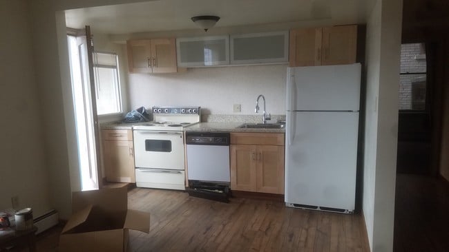 Photo - 749 S Millvale Ave Unit 3